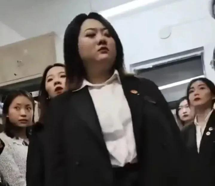 学生会到底要不要进，看完转给即将上大学的孩子