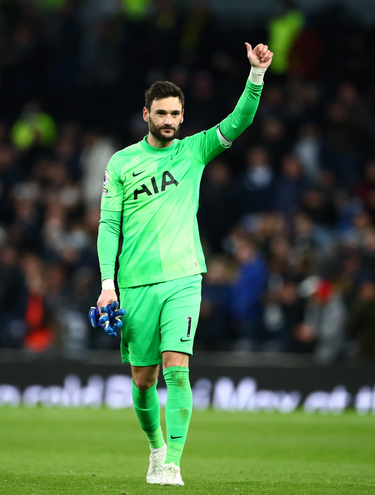 防线:上赛季,球队队长雨果-洛里代表球队打满了38场英超联赛,收获16场