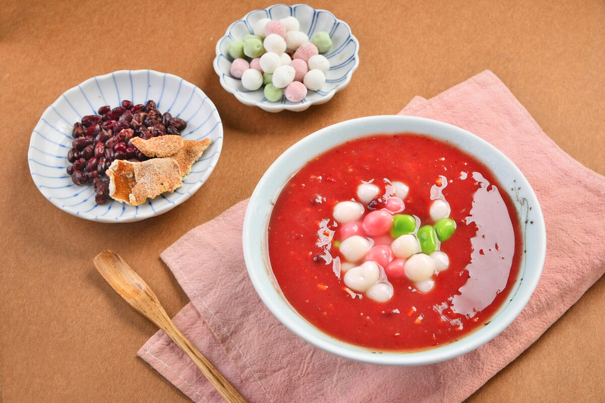 初春，记得多吃“6种红色食物”，养颜补气血，越吃皮肤越有光泽