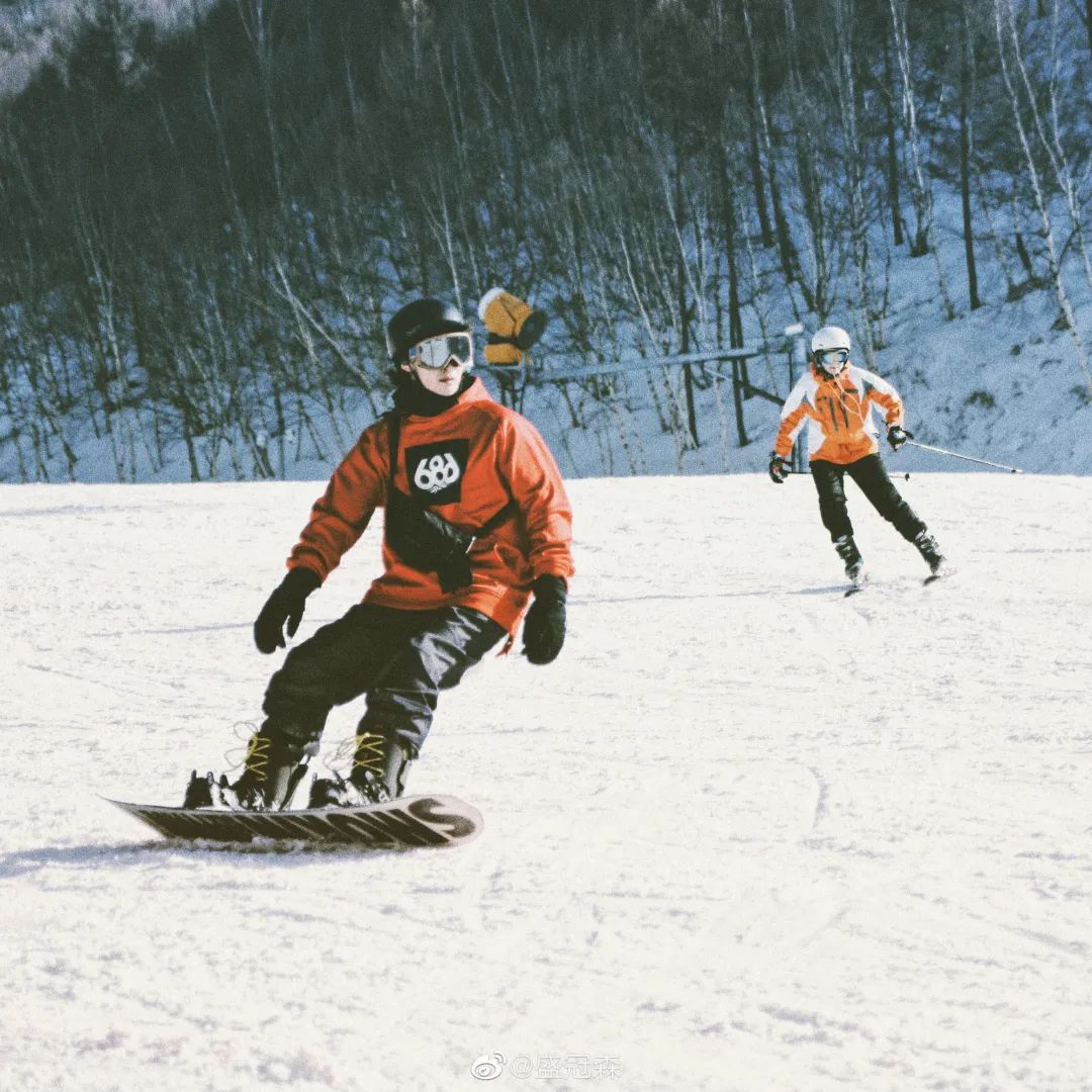 10岁因《家有儿女》出道，23岁结婚，他还是《星汉灿烂》的肖世子