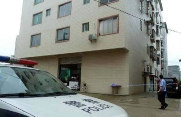 2011年，贺洲地税局长灭门案，一家四口凌晨丧命，情杀还是仇杀？