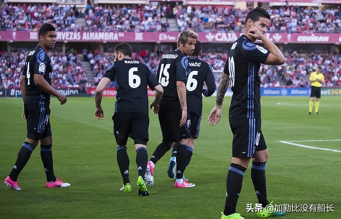 齐祖评价皇马帅位（与曼联帅位渐行渐远的齐达内，执教皇马开局时有何过人之处？）