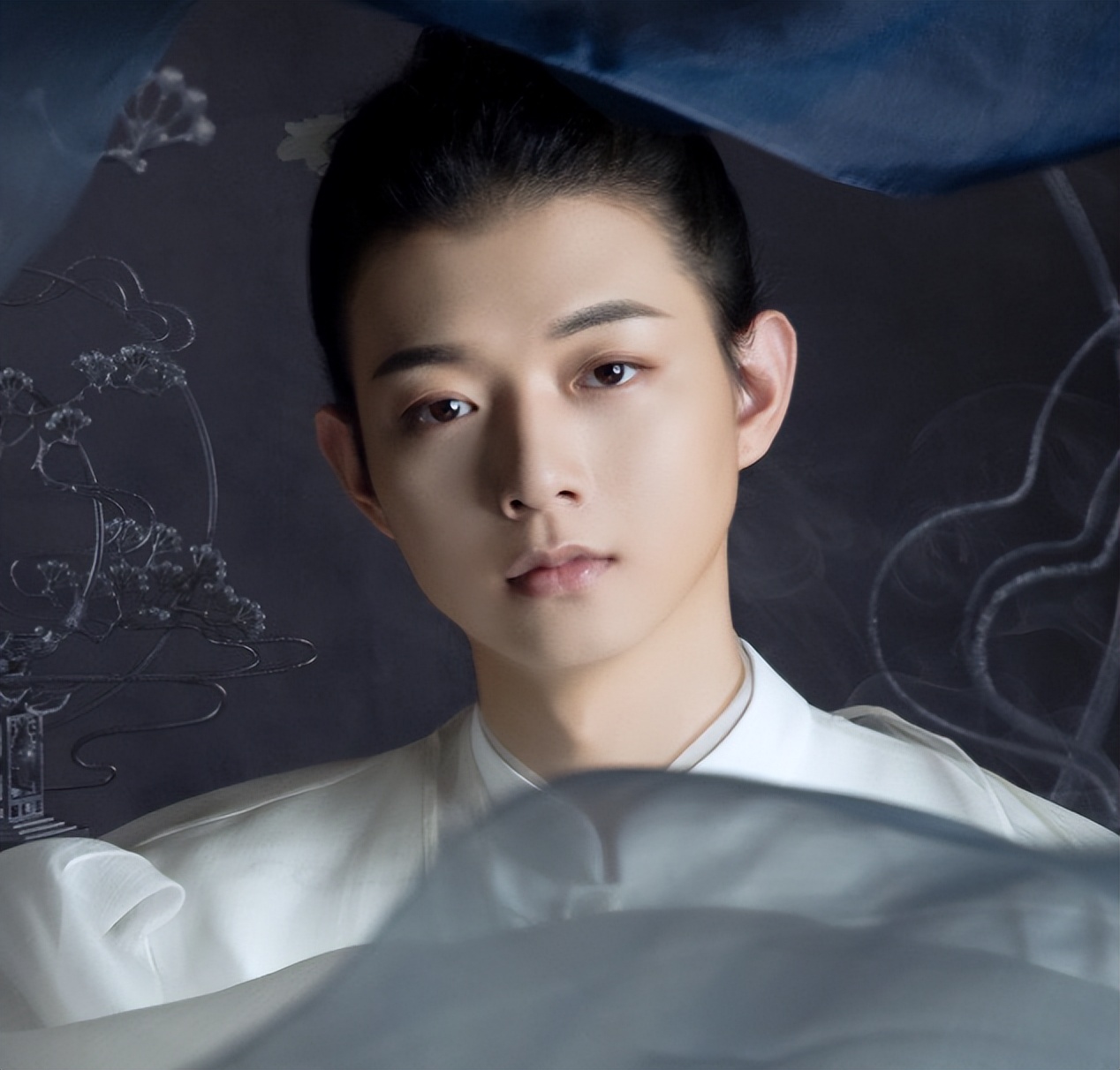 一个好色,一个贪财!霍尊和陈露走到今天,怪不得别人!