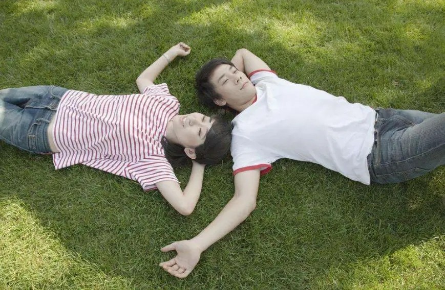 “在大学去谈一场纯真的恋爱吧”，家长的这番话，你怎么看？