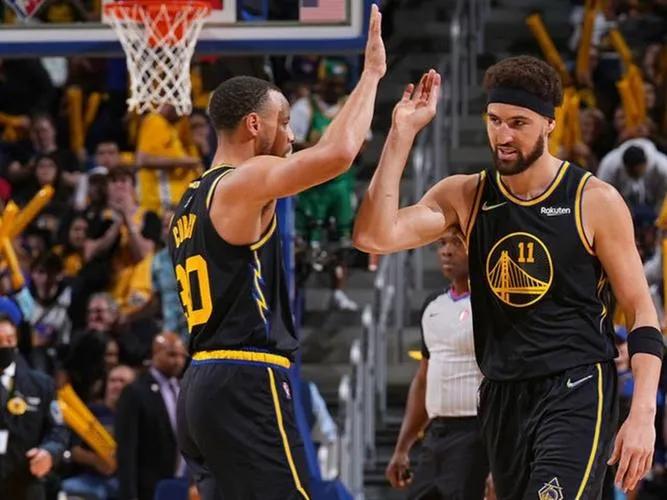 nba大事件有哪些2019（盤點本賽季十大熱門事件！雷霆三少成反面教材，勇士花3.46億奪冠）