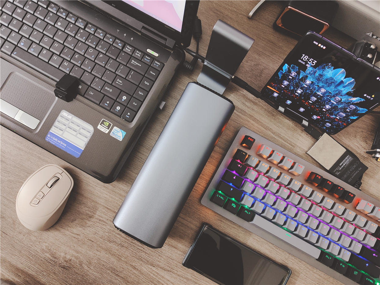 ORICO奥睿科户外电源体验，轻巧便携，最便利的办公充电站