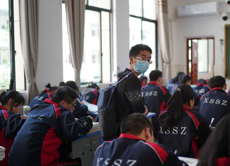 教育部通知，除我国“免费师范生”外，这类学生可以直接当老师