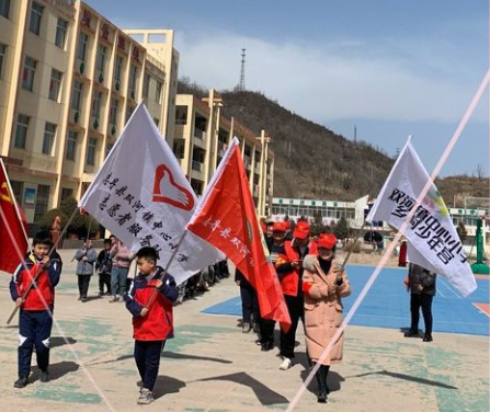 三月雷锋月​丨弘扬雷锋精神 争做新时代好少年