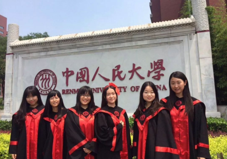 昔日状元流浪街头，高考800多分的他，执意要坚持“新的信仰”