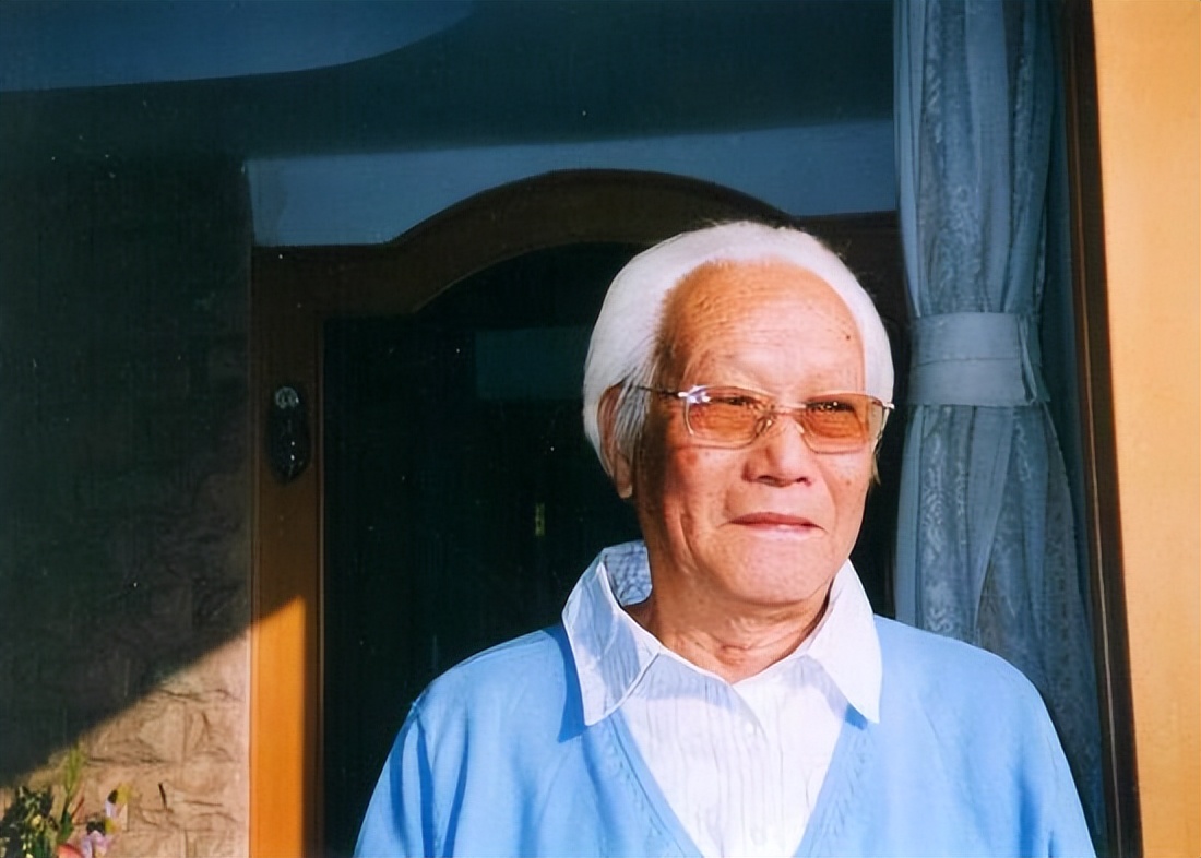 管虎父亲(管虎父亲管宗祥去世，享年101岁，晚年无人照顾被送进养老院)