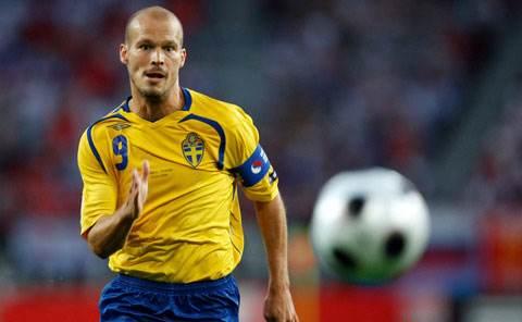 海盗来袭：瑞典足球历史最佳阵容，“奉先”伊布率军出战