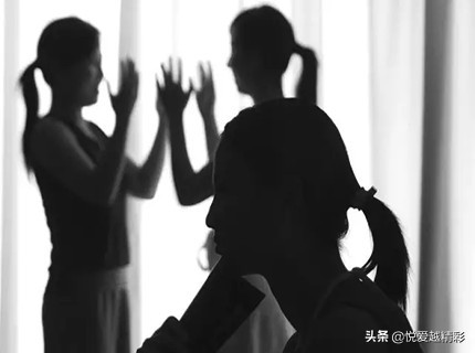 高中生校园寝室冷暴力，住校生难迈的坎！家长心中难以忍受的痛