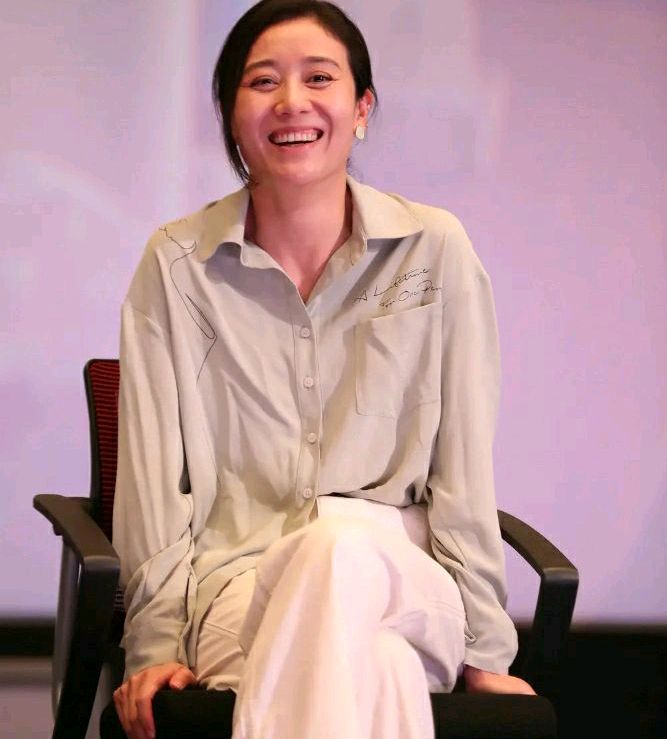 《风筝》在谍战剧中气质独树一帜，一个角色彰显柳云龙心思之巧妙