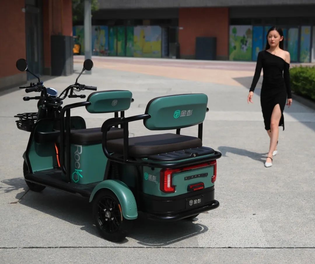 金彭金冠"新途观"霸气来袭_低速资讯_头条_新能源纵横网_新能源汽车