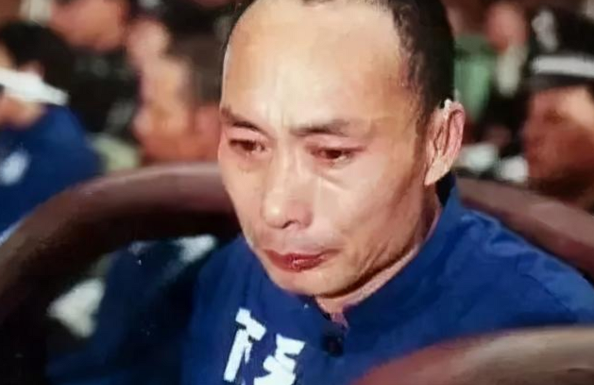 靳如超(石家庄悍匪靳如超：1小时谋害父母在内146人，扬言：早想炸死他们)