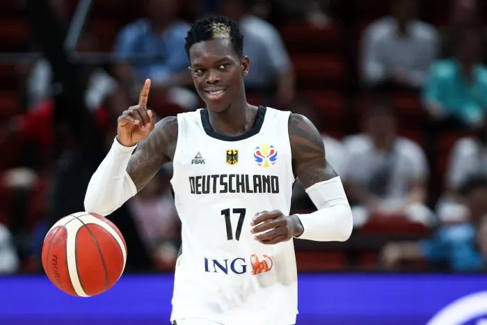 fiba世界杯德國球員名單（丹尼斯施羅德在德國隊獲得38分，創下國際籃聯歐洲預選賽單場新高）