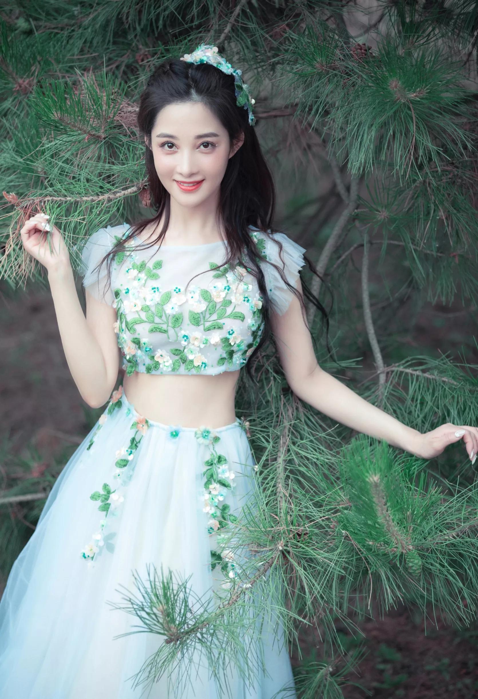 手机大片，女星孙嘉璐、迪丽热巴和刘亦菲