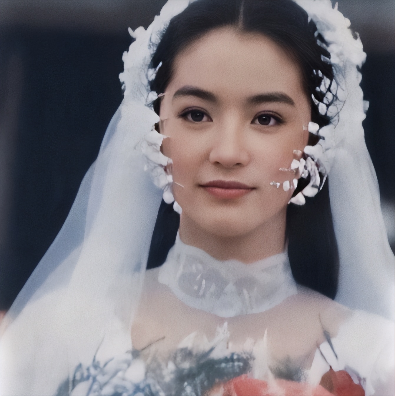 女星婚纱照大赏:露肩,露腰,露背都不高级,最高级的"露胃"