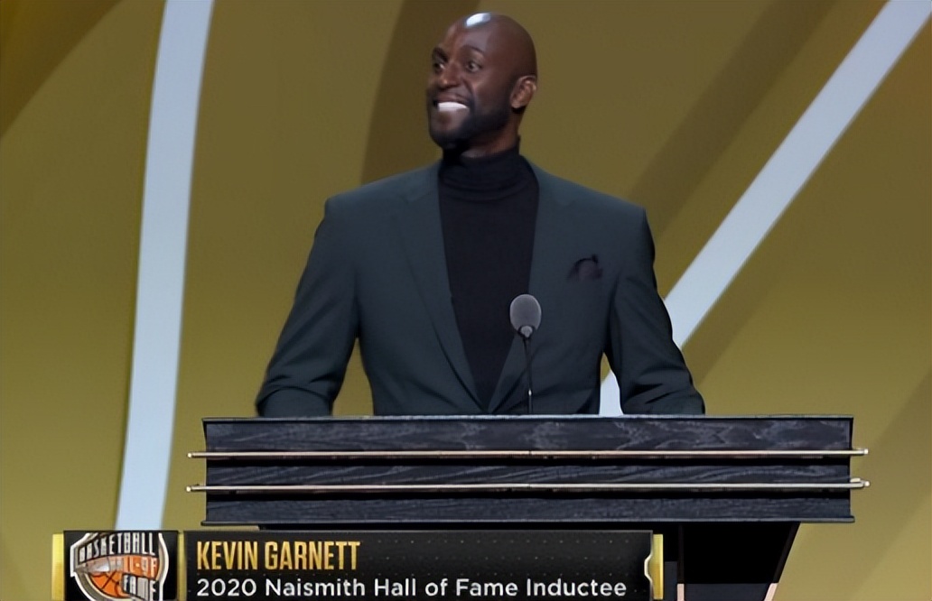 為什么nba退役都老（退役之后迅速變老？喬丹變肚腩油膩大叔，鄧肯頭發(fā)和胡子鬢白）