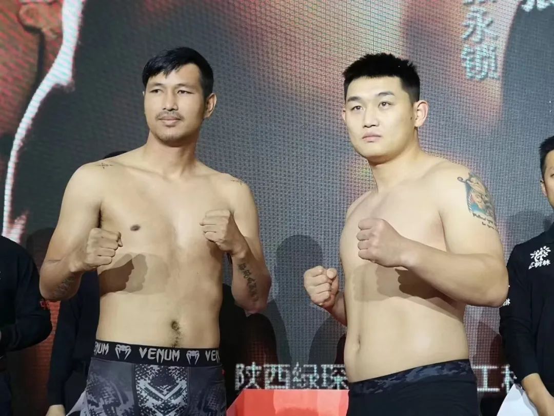 vs2005中文版（经典回顾 - 潇杀狂VS郑召玉，腿部的淤青是胜利的代价）-趣拿体育