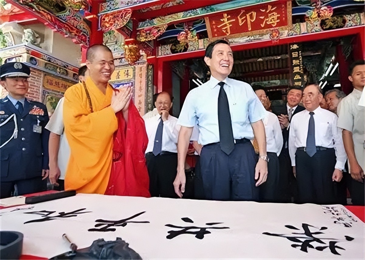 马英九出生在中国香港，祖籍是哪？他说：和毛主席的老家隔两里路