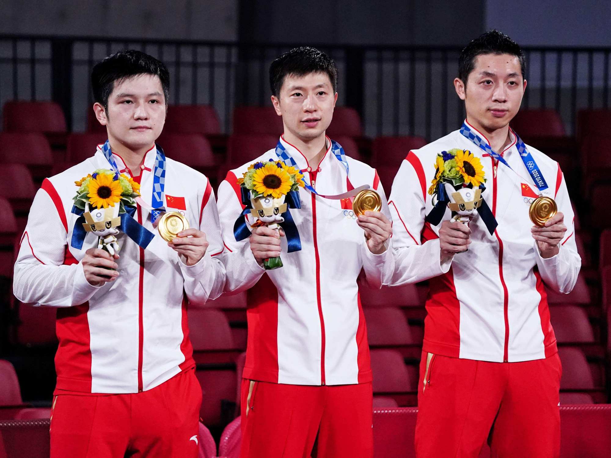 中国最厉害的乒乓球员是谁(国乒世界排名！许昕躺平状态，林高远靠近绰号，蒯曼上升30位)