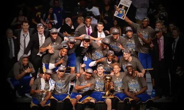 2015年NBA总决赛第五场(2015年NBA总决勇士战胜骑士夺冠，为什么MVP是伊戈达拉而不是库里)