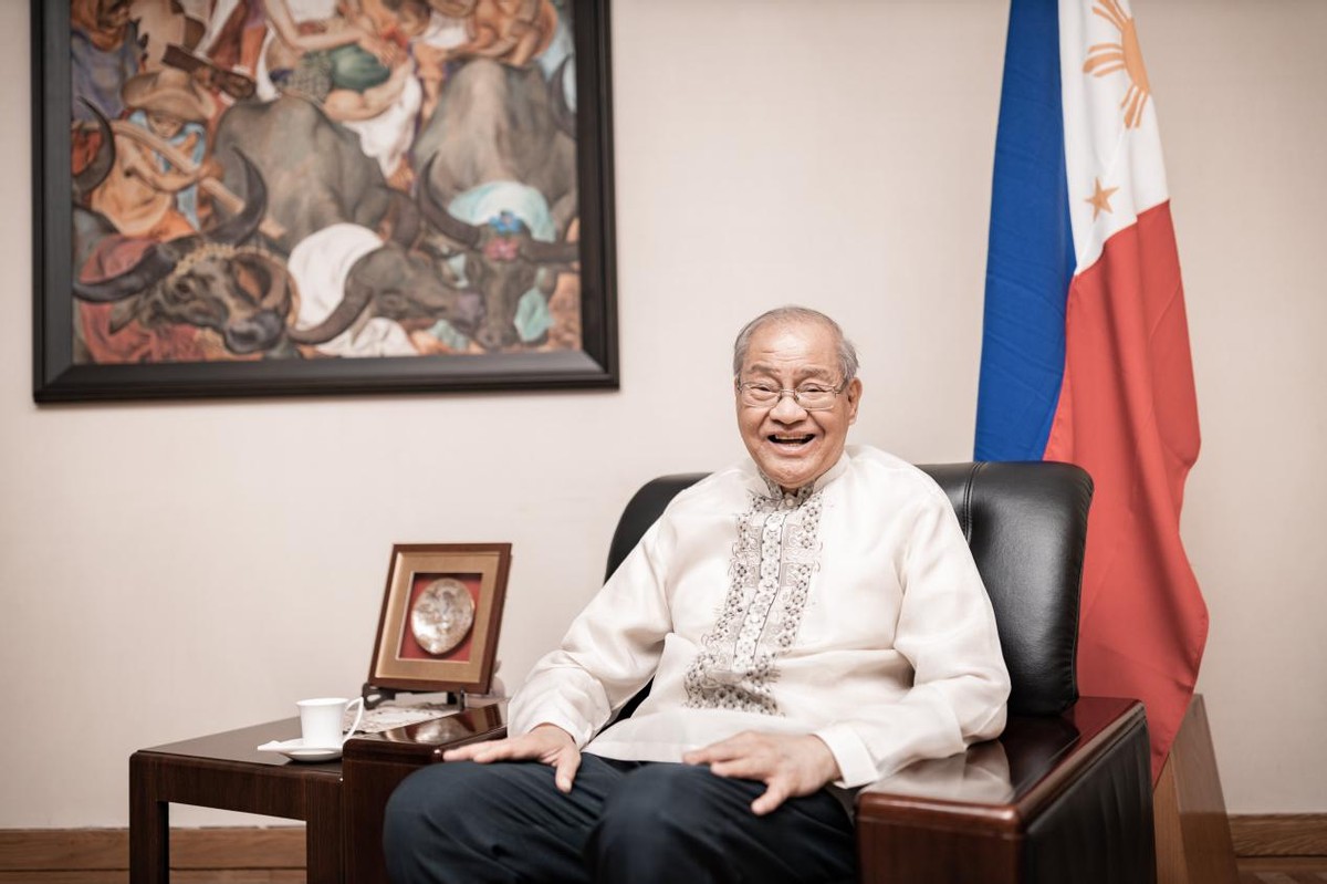 菲律賓駐華大使羅馬納在華逝世，中方：深表哀悼和惋惜