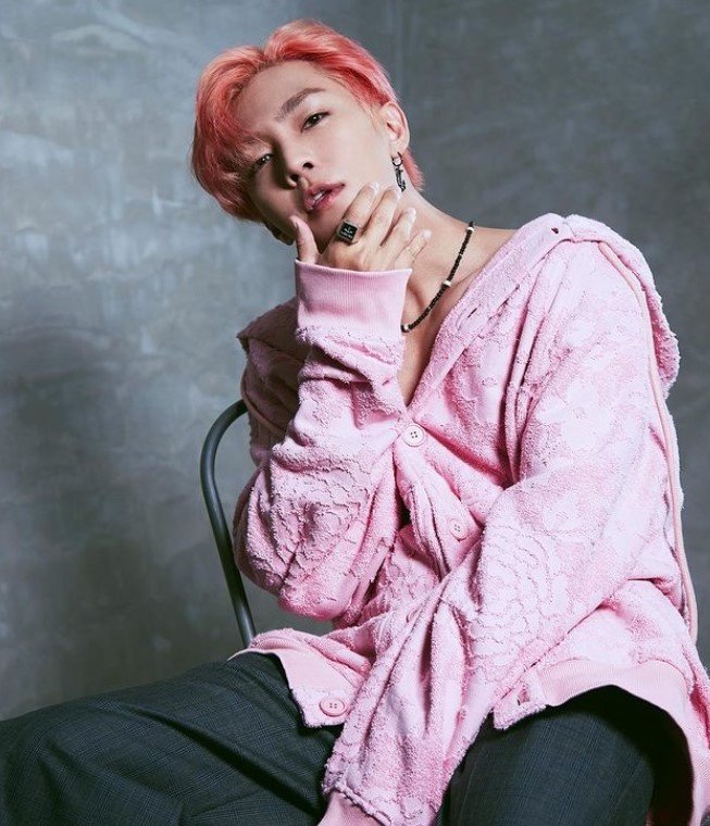 看我72变？与出道形象不同的艺人：郭采洁超前卫