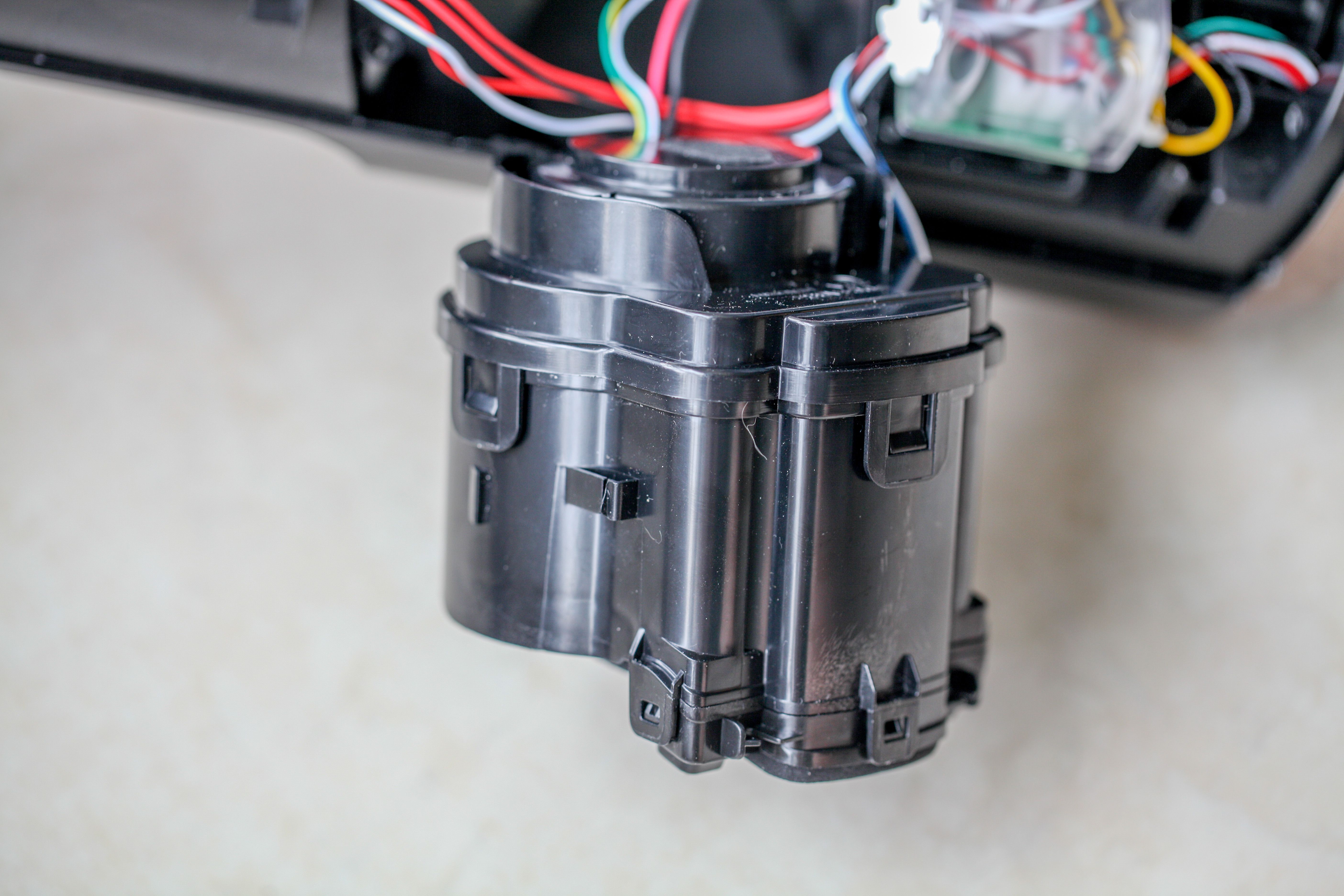 身轻如燕却又力大无穷，秒新K3洗地机让你感受极致