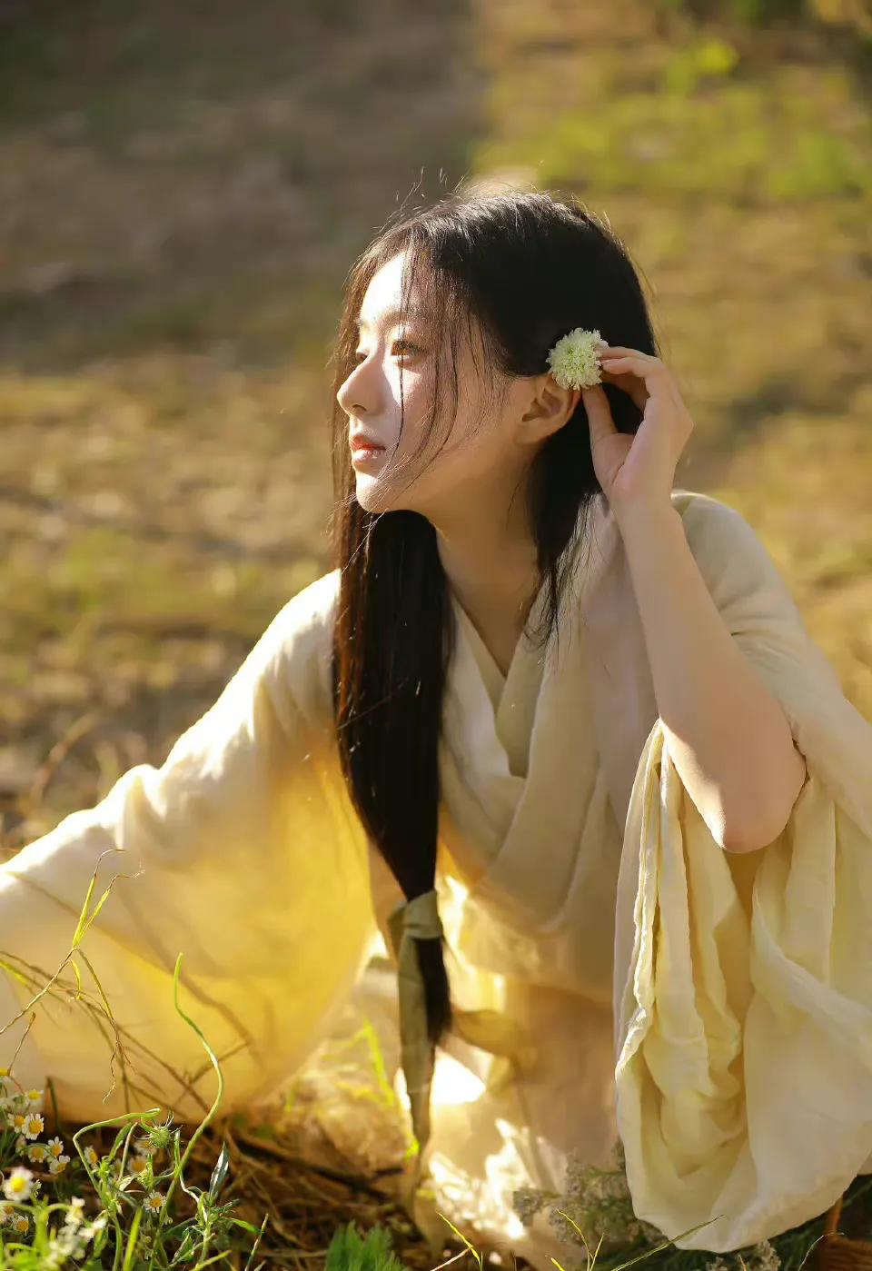 02年小花包上恩的古装造型，有一种别样的美，柔情似水，佳期如梦