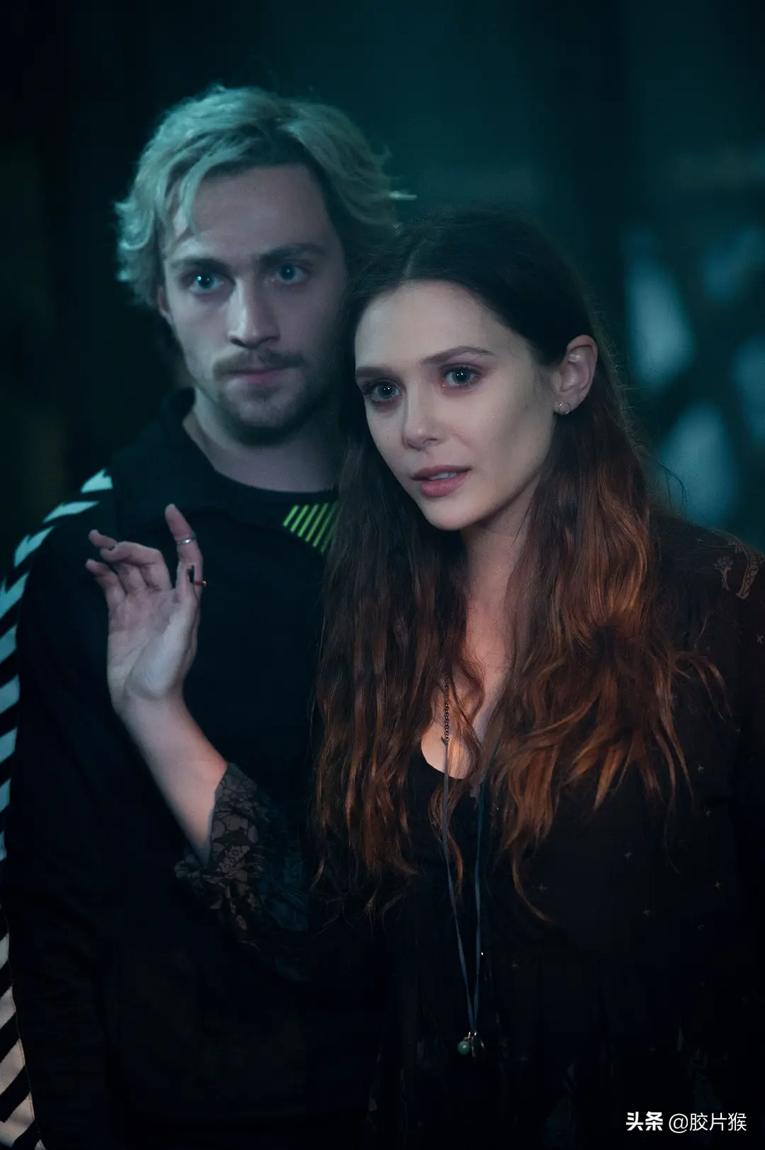 “绯红女巫”伊丽莎白奥尔森的魅力，可不止暴打奇异博士和光照会