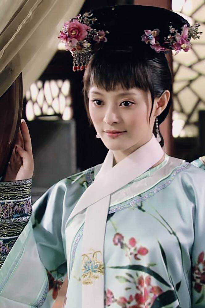 同为军艺出身，这12个女星命运不同：有人视后大满贯，有人被唾弃