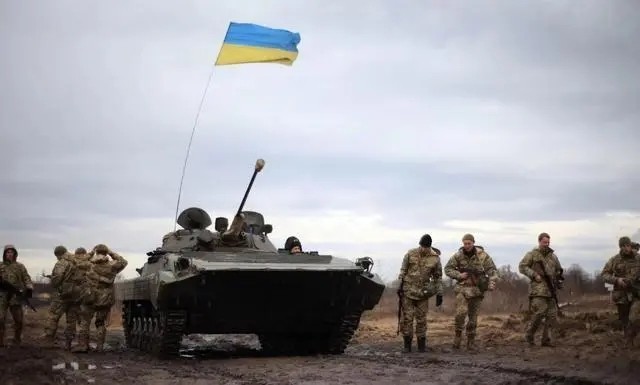 ���ڿ�����ͻ���й�������ʧȥ�Ϻ����й�����Ϊ��2������˹��