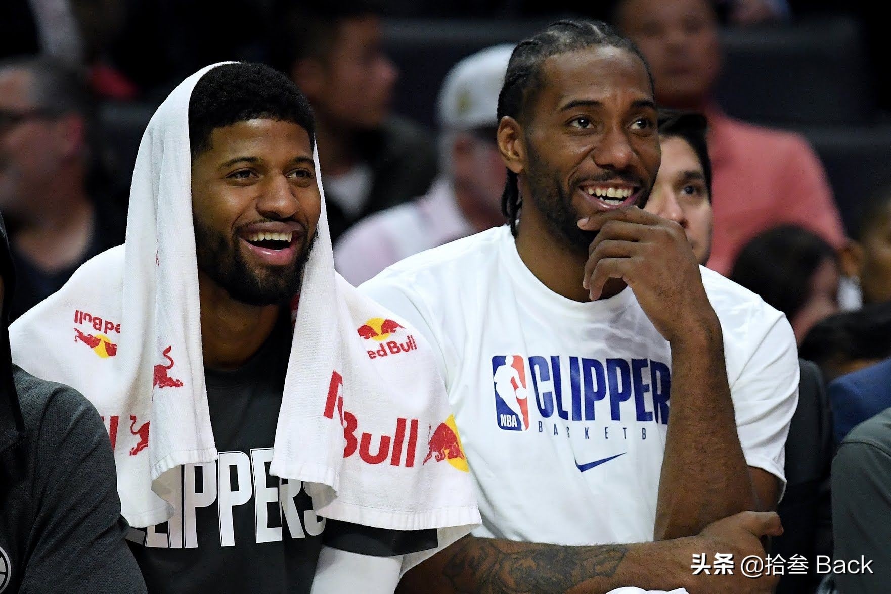 nba 哪些球队是大市场(媒体评新赛季三大夺冠热门球队，哈登降薪上榜，金州勇士仅排第二)