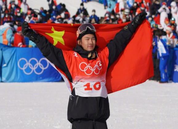 金牌9比8，排第3！冬奥会最后3小时，美国无夺金点，中国将创历史