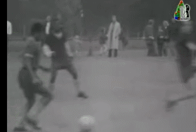 世界足球世界杯冠军叫什么名字（为什么梅西拿了世界杯冠军，贝利仍然是足坛历史第一人？）