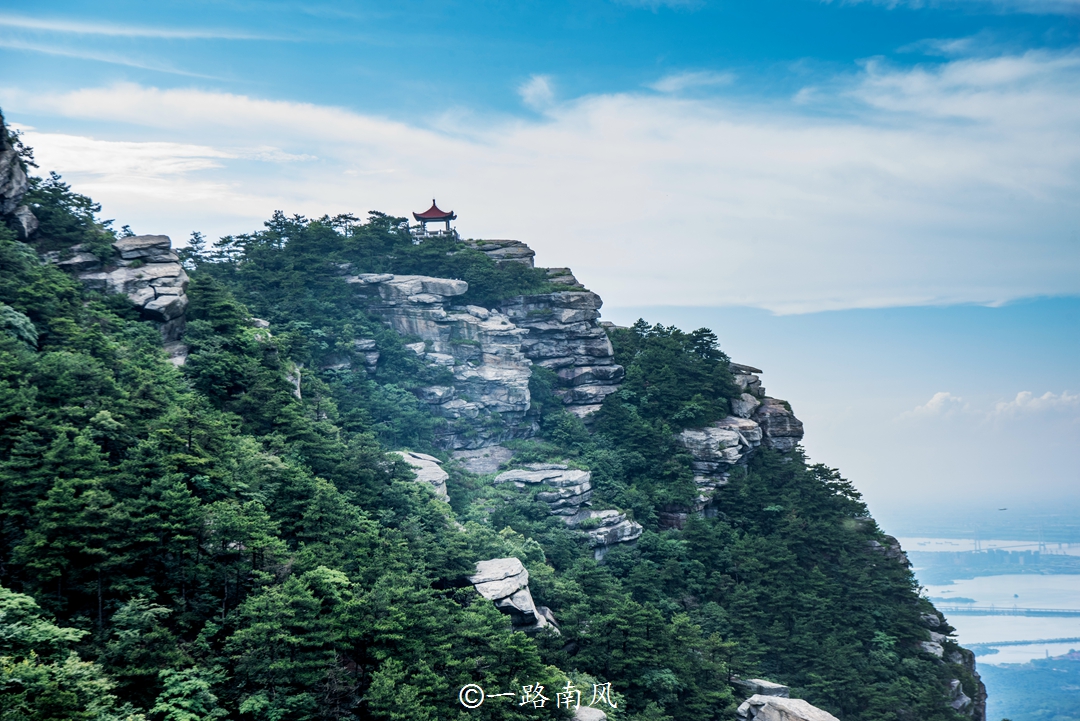 逃离40度"烧烤式"高温,享受江西庐山的清凉,夏天就该这么玩