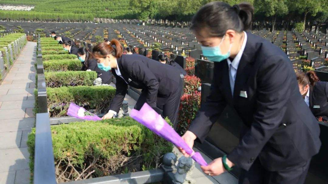 公墓只能使用20年，如果子孫不續(xù)費(fèi)，會有啥后果？