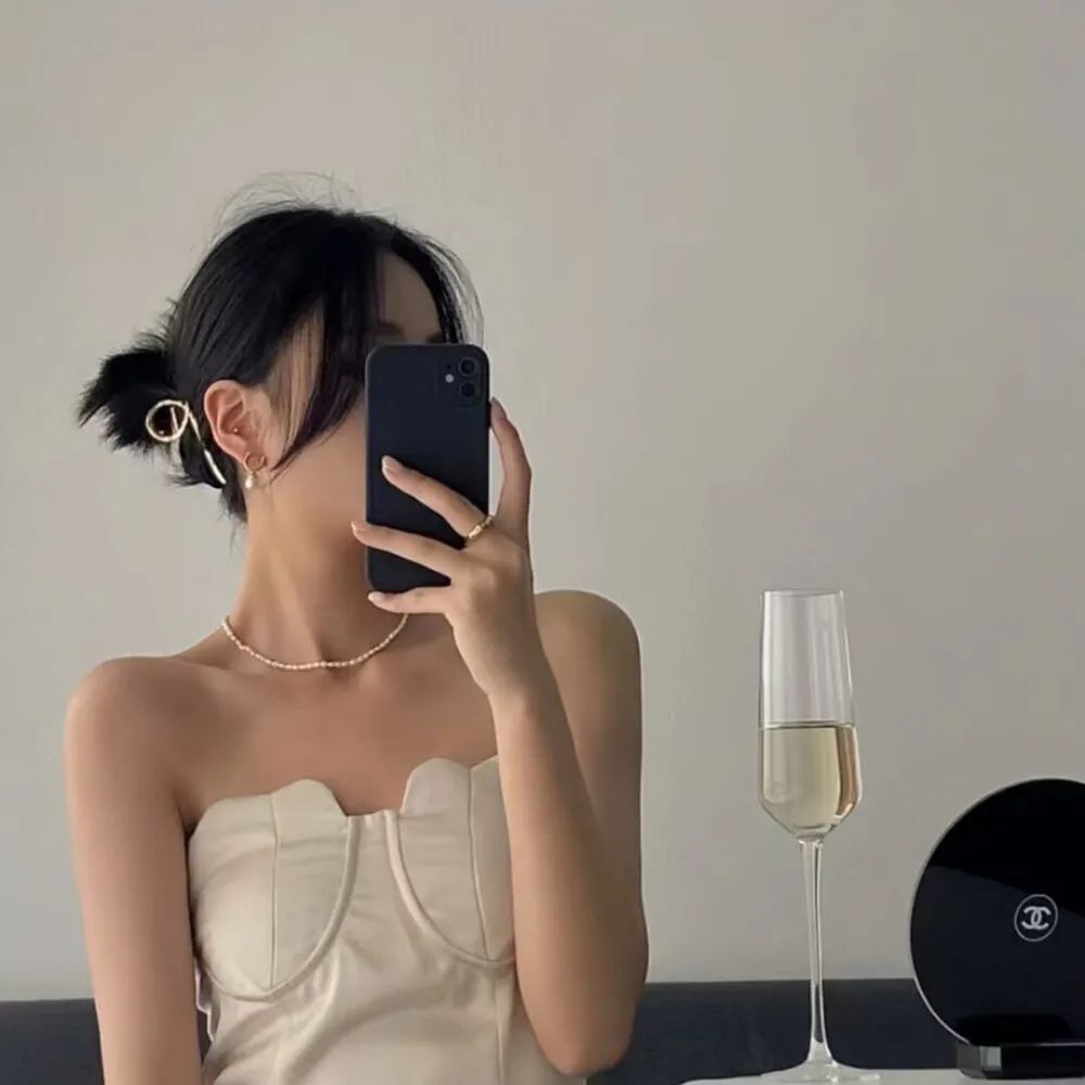 有品位的女人微信头像 高层次女人微信头像 - 时代开运网