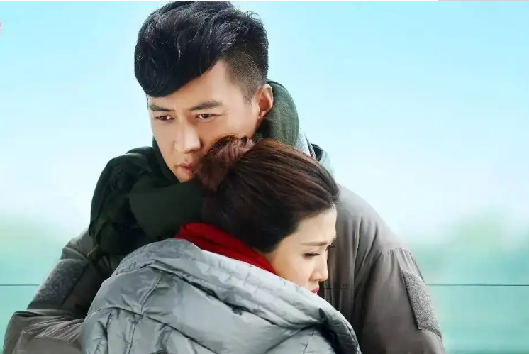 冯楠是田雨的闺蜜,后来经田雨介绍嫁给了赵刚