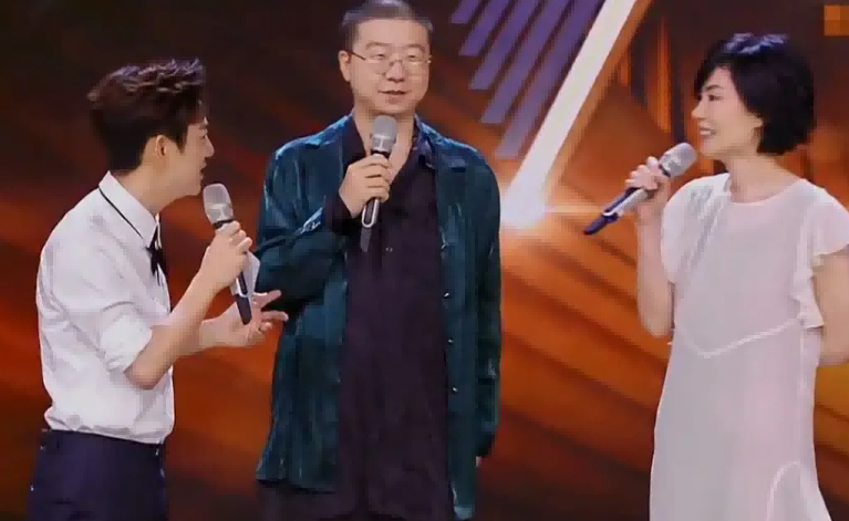 明明有1米8的大高个，但看起来很“矮”的12位男星，个个让人意外