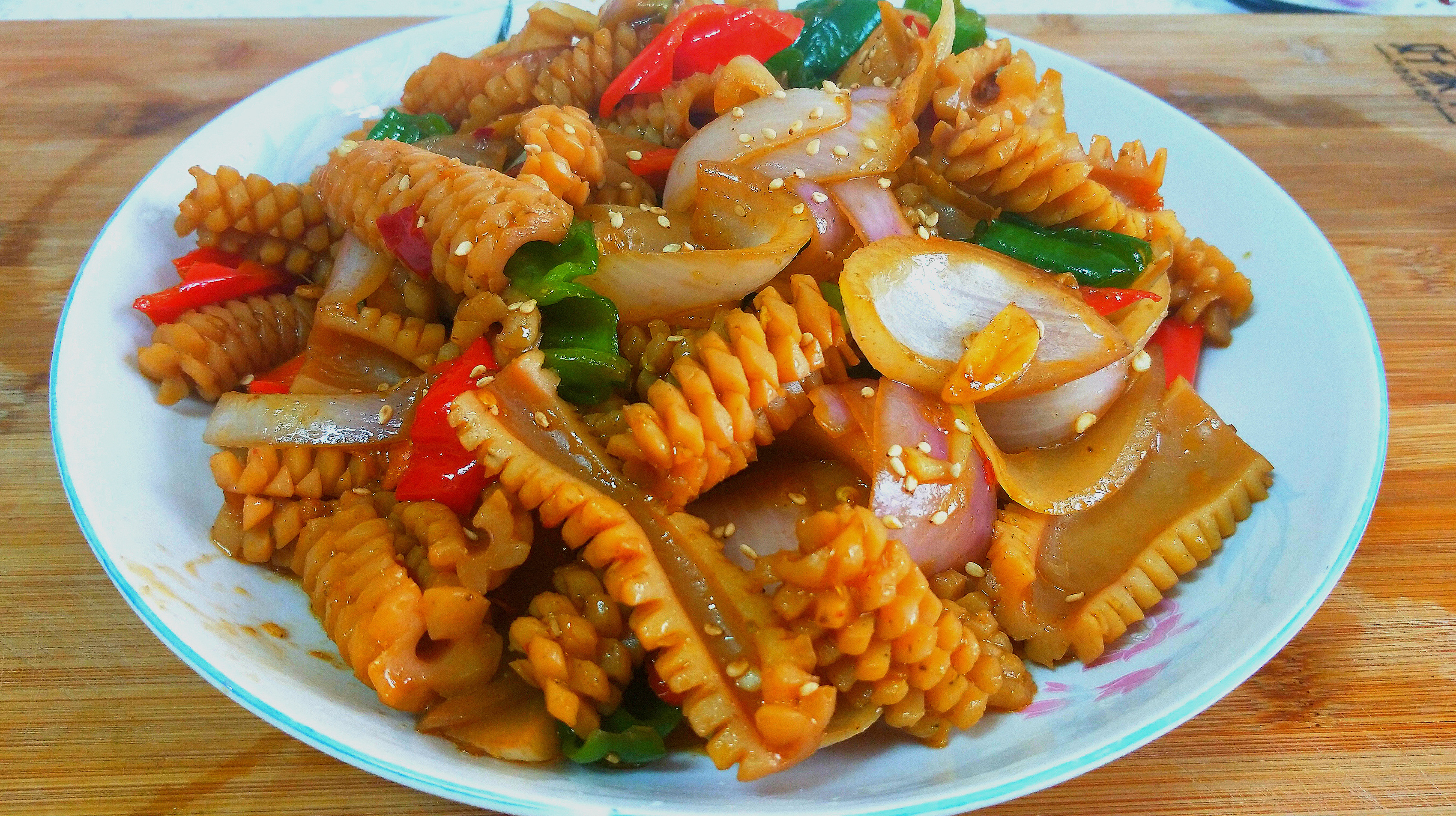 圖片[4]-【五花肉炒魷魚】做法步驟圖 美味過癮 讓人食欲滿-起舞食譜網