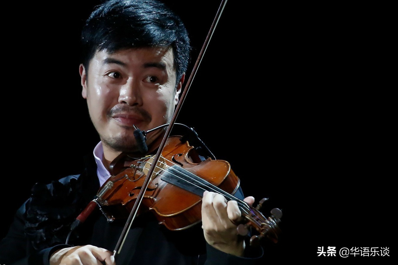 《这世界那么多人》等金曲背后神秘作者浮出水面，疑是高级裁缝