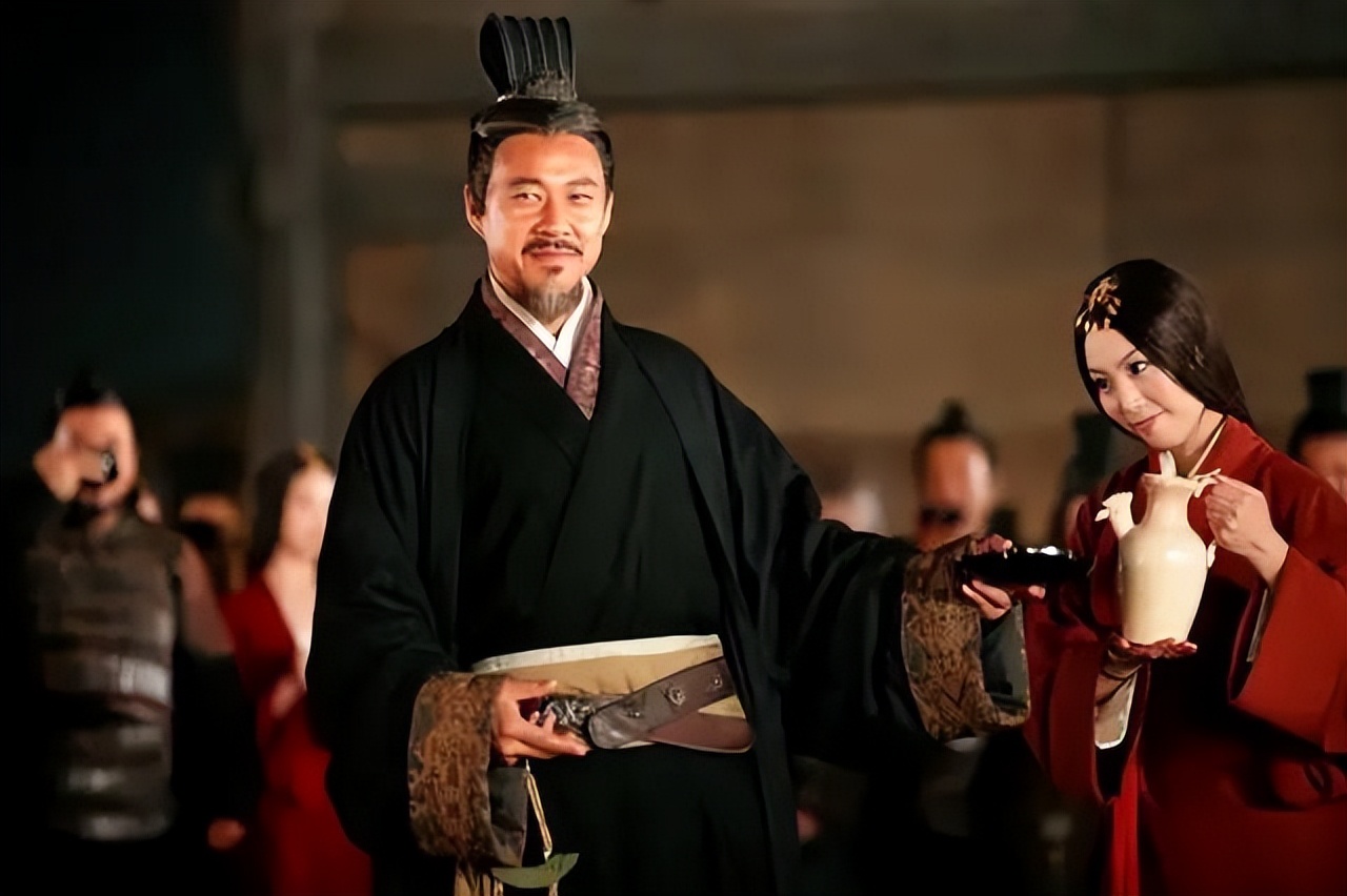 影视作品中的曹操形象我最喜欢的还是郭德纲的《大话三国》版