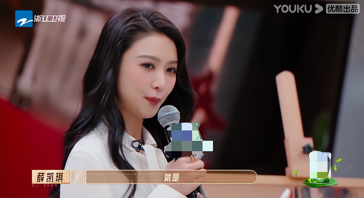 《无限超越班》刘耀文口含皇族卡,谁看了能咽得下这口气?