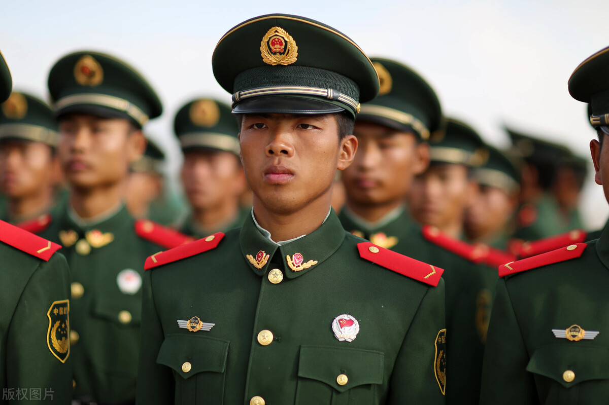 小孩23周岁本科毕业，有哪些比较好的规划？大学生士兵提干很好