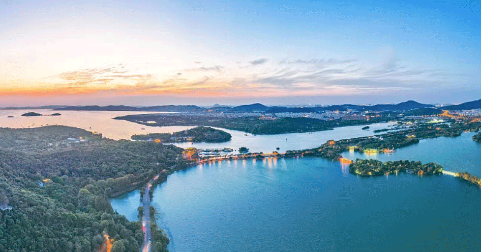 知悟邀你Get《梦华录》神仙姐姐同框美景