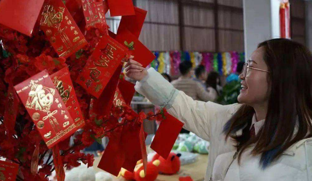 3所大学迎来“最长”寒假，整个假期为期70余天，幸福的冒泡