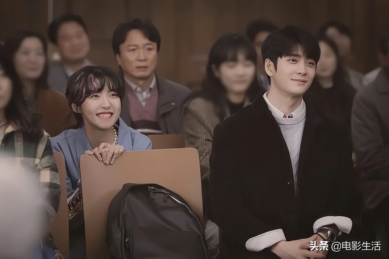 收视第一，评分高达9.3！又一部爆款韩剧来了，剧情搞笑治愈